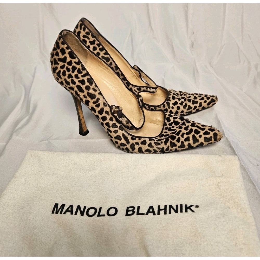 Manolo Blahnik Pony Hair Vintage Rare Model Pointed Toe Pumps 38.5 Leopard Print